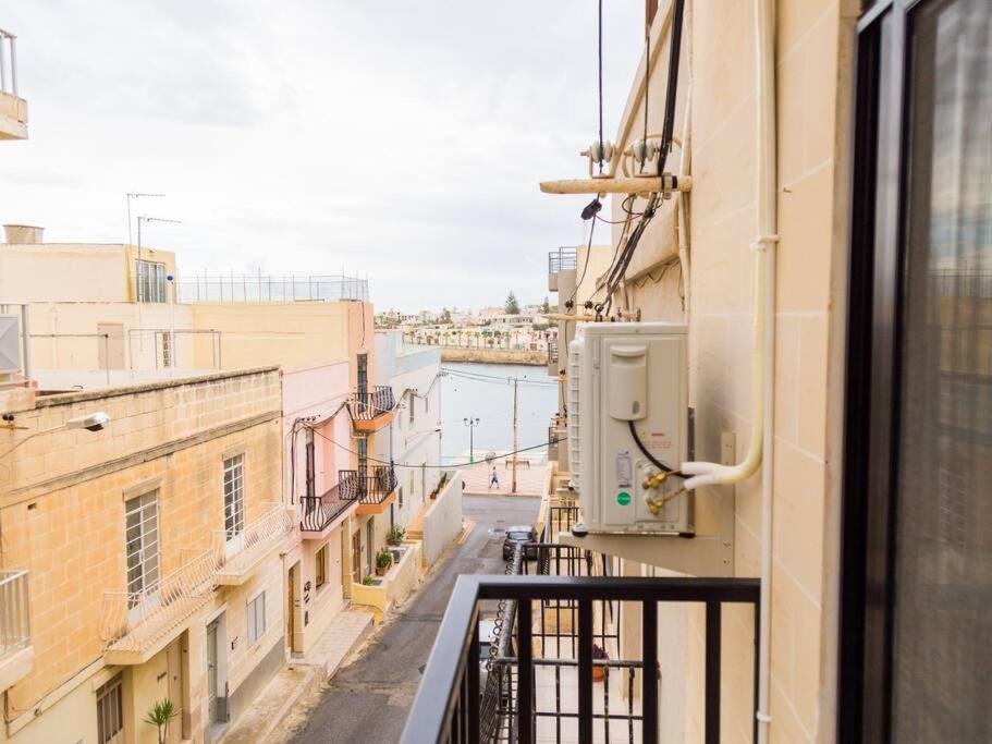 Sea Views Apartment-Wifi-Sleep 5 Marsaskala Exteriér fotografie